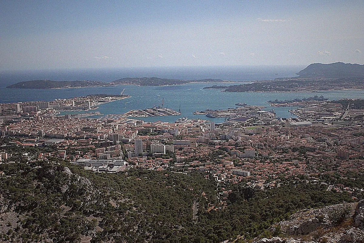 Toulon — vue de la ville