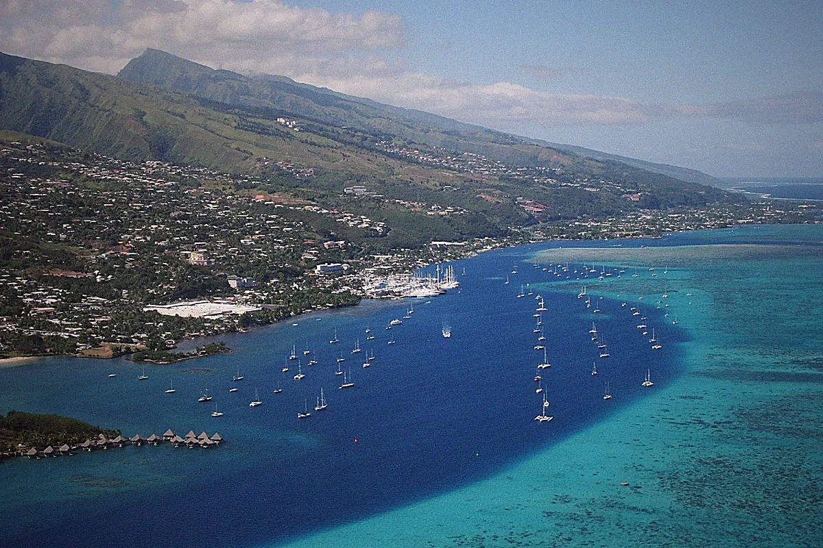 Punaauia — vue de la ville